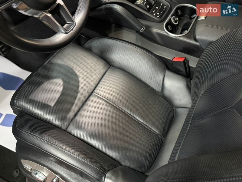 Внедорожник / Кроссовер Porsche Cayenne 2016 в Тернополе