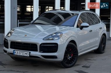 Внедорожник / Кроссовер Porsche Cayenne 2021 в Киеве