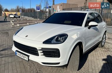 Внедорожник / Кроссовер Porsche Cayenne 2019 в Киеве