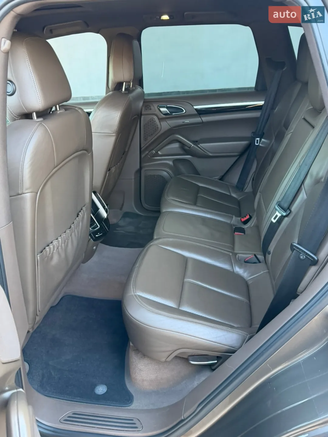 2010 Porsche Cayenne - мініатюра 24