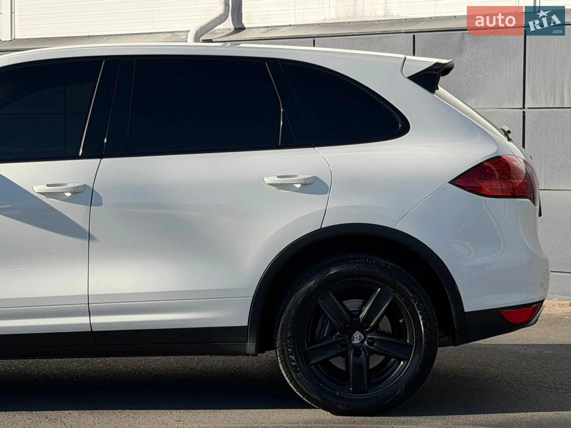 2010 Porsche Cayenne - мініатюра 24