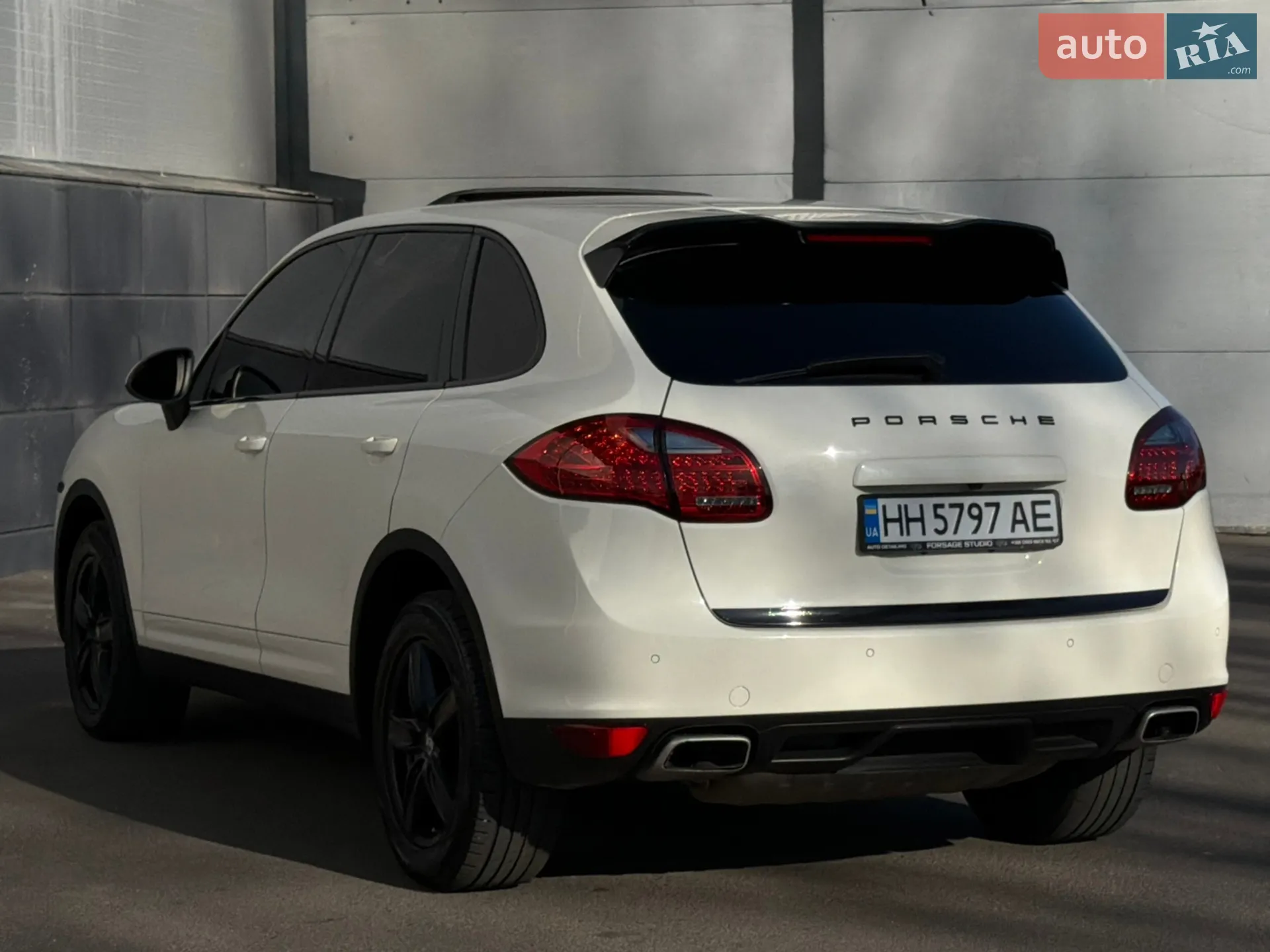 2010 Porsche Cayenne - мініатюра 16