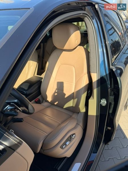 Внедорожник / Кроссовер Porsche Cayenne 2018 в Киеве