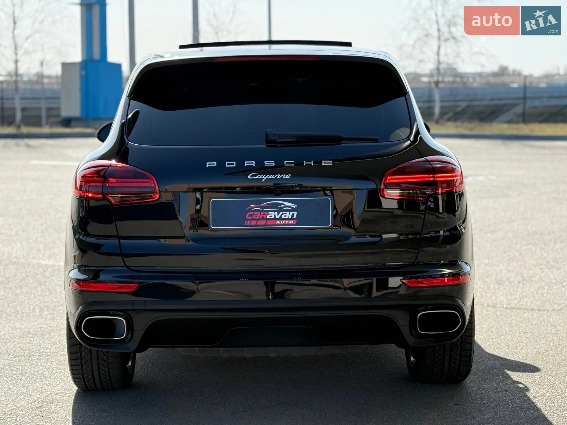 2016 Porsche Cayenne - мініатюра 10