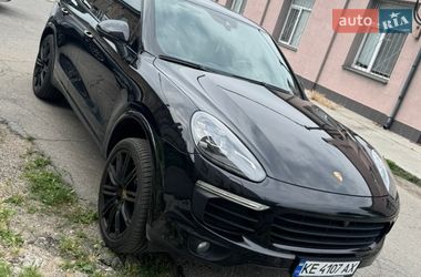 Внедорожник / Кроссовер Porsche Cayenne 2016 в Днепре