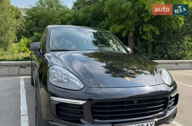Внедорожник / Кроссовер Porsche Cayenne 2016 в Днепре