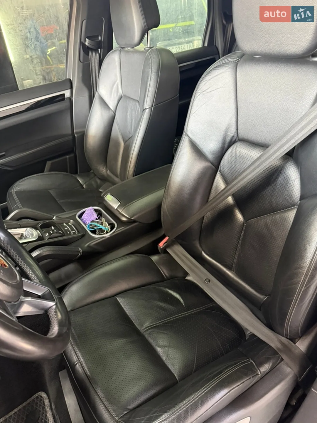 2015 Porsche Cayenne - мініатюра 16