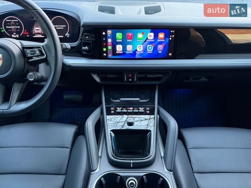 Внедорожник / Кроссовер Porsche Cayenne 2023 в Киеве