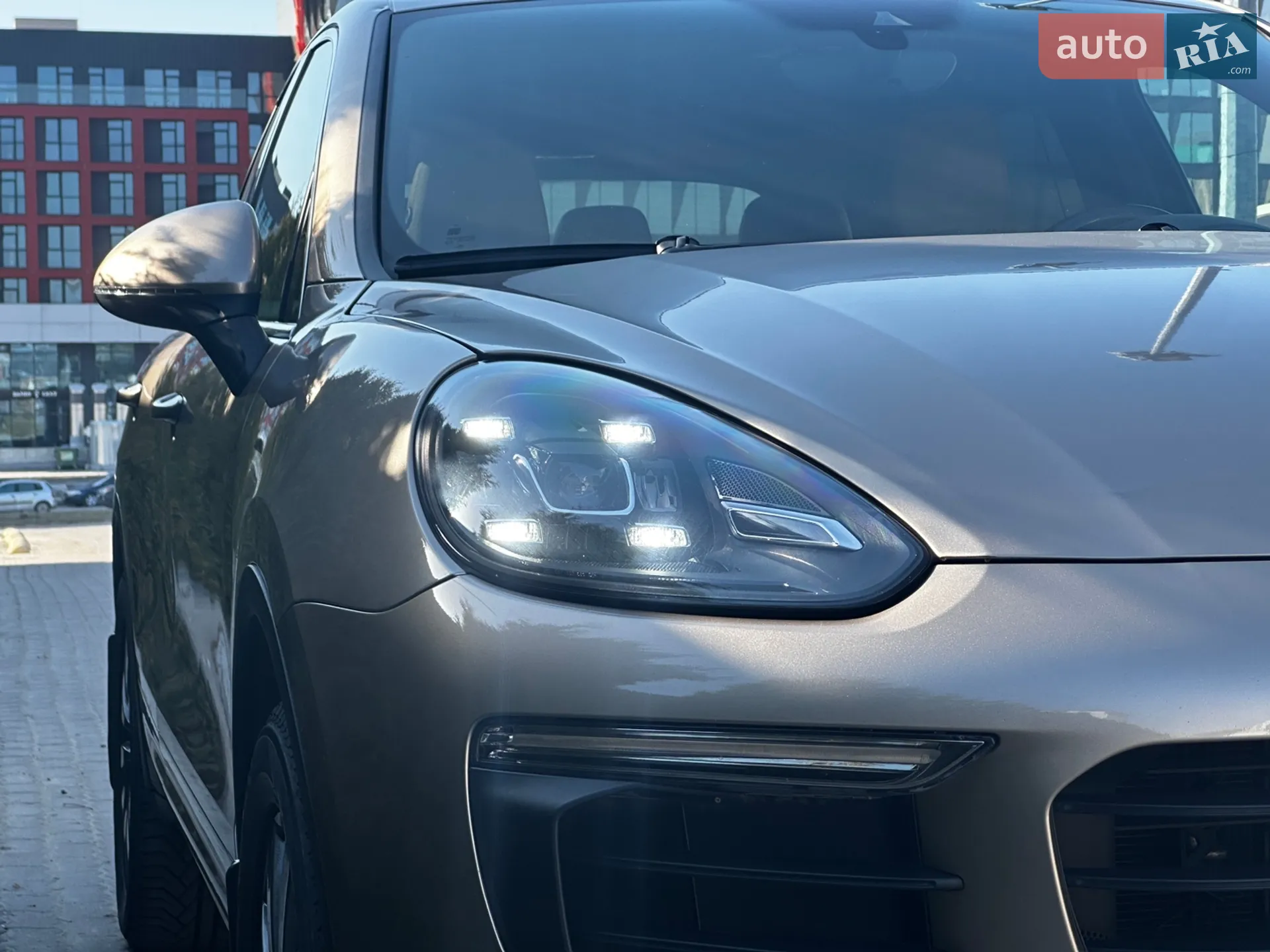 2016 Porsche Cayenne - мініатюра 5