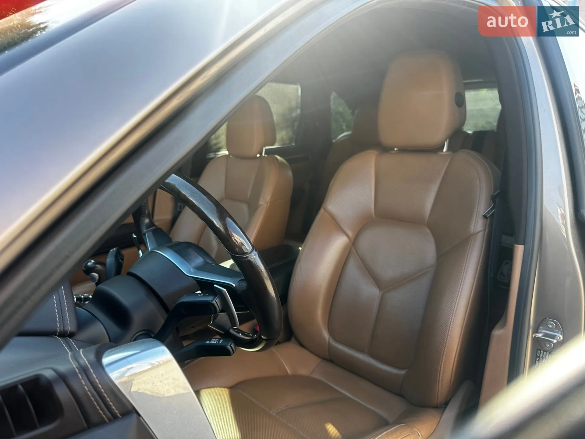 2016 Porsche Cayenne - мініатюра 16