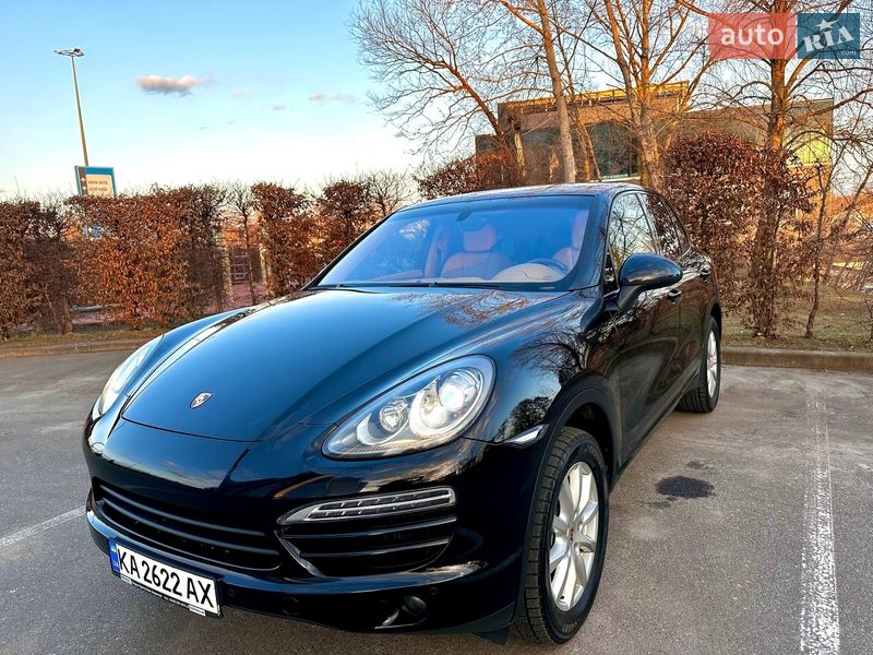 Внедорожник / Кроссовер Porsche Cayenne 2013 в Киеве