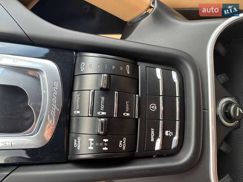 Внедорожник / Кроссовер Porsche Cayenne 2013 в Василькове