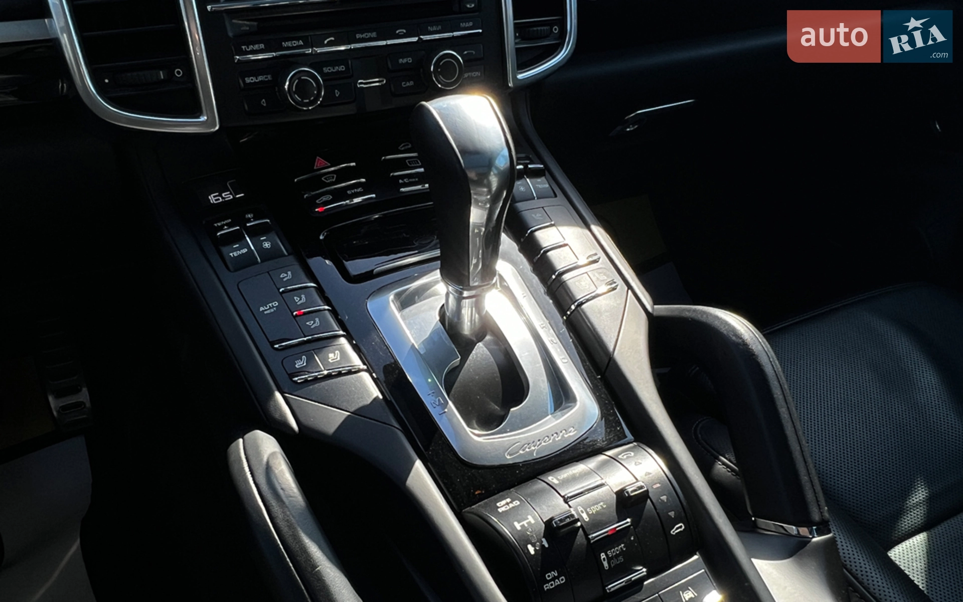 2014 Porsche Cayenne - мініатюра 20