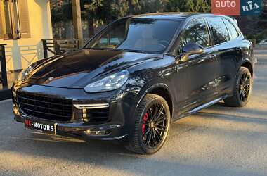 Позашляховик / Кросовер Porsche Cayenne 2015 в Києві