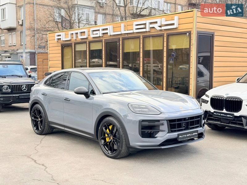 Внедорожник / Кроссовер Porsche Cayenne 2025 в Киеве
