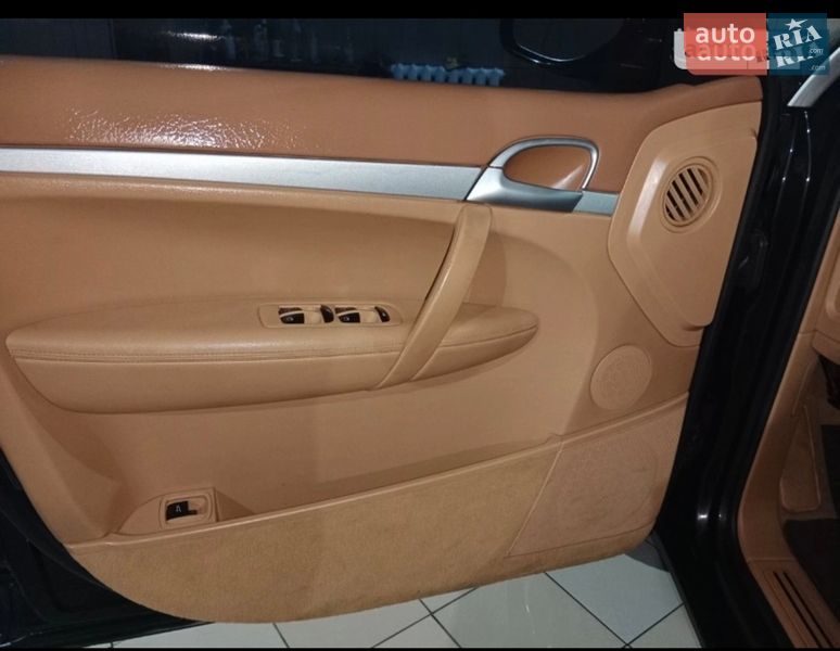 Внедорожник / Кроссовер Porsche Cayenne 2008 в Ромнах