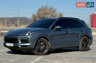 Внедорожник / Кроссовер Porsche Cayenne 2019 в Киеве