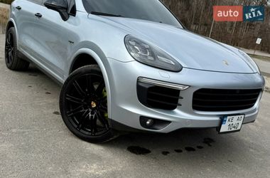 Позашляховик / Кросовер Porsche Cayenne 2017 в Дніпрі