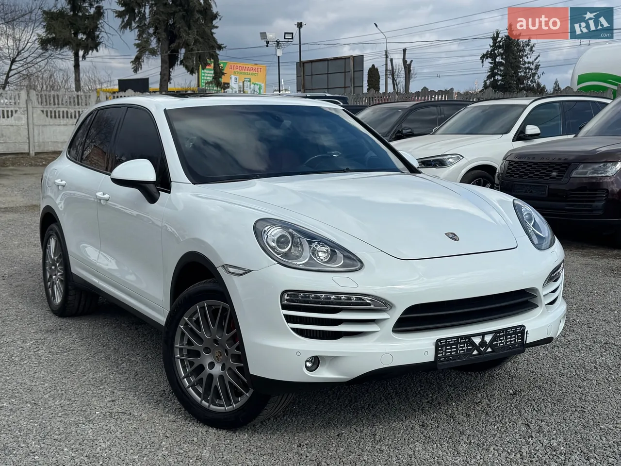 2015 Porsche Cayenne - мініатюра 35