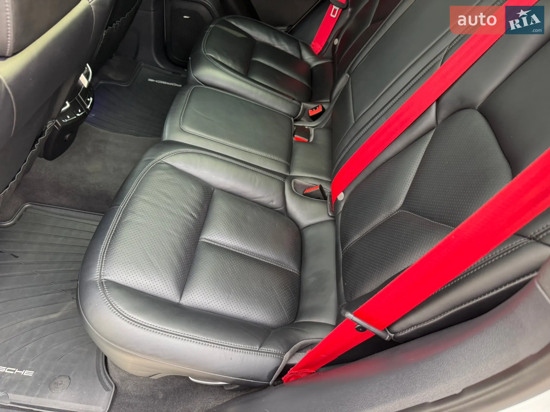 2016 Porsche Cayenne - мініатюра 49