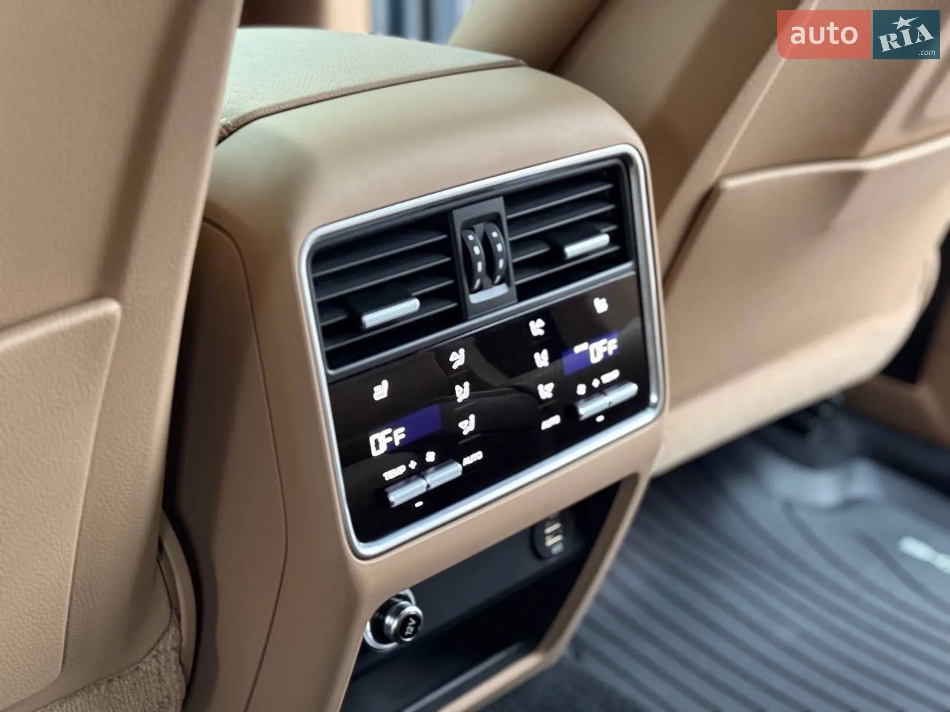 2018 Porsche Cayenne - мініатюра 24