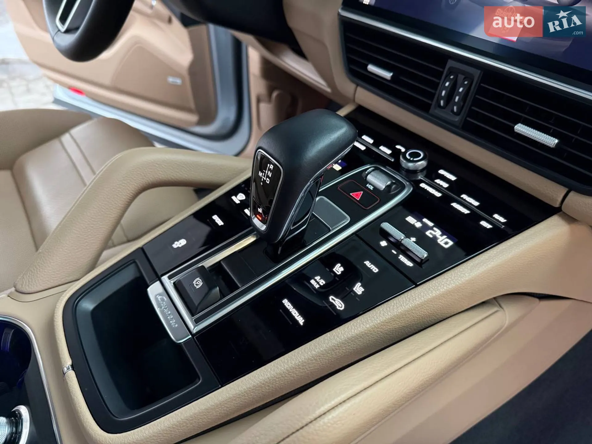 2018 Porsche Cayenne - мініатюра 27