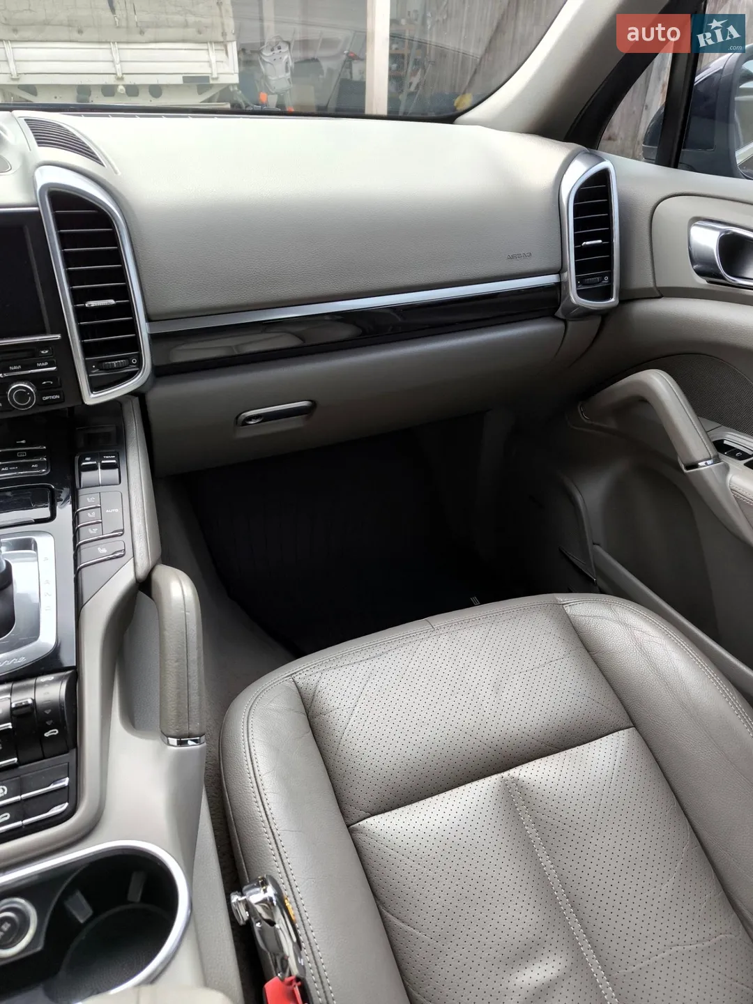 2010 Porsche Cayenne - мініатюра 25