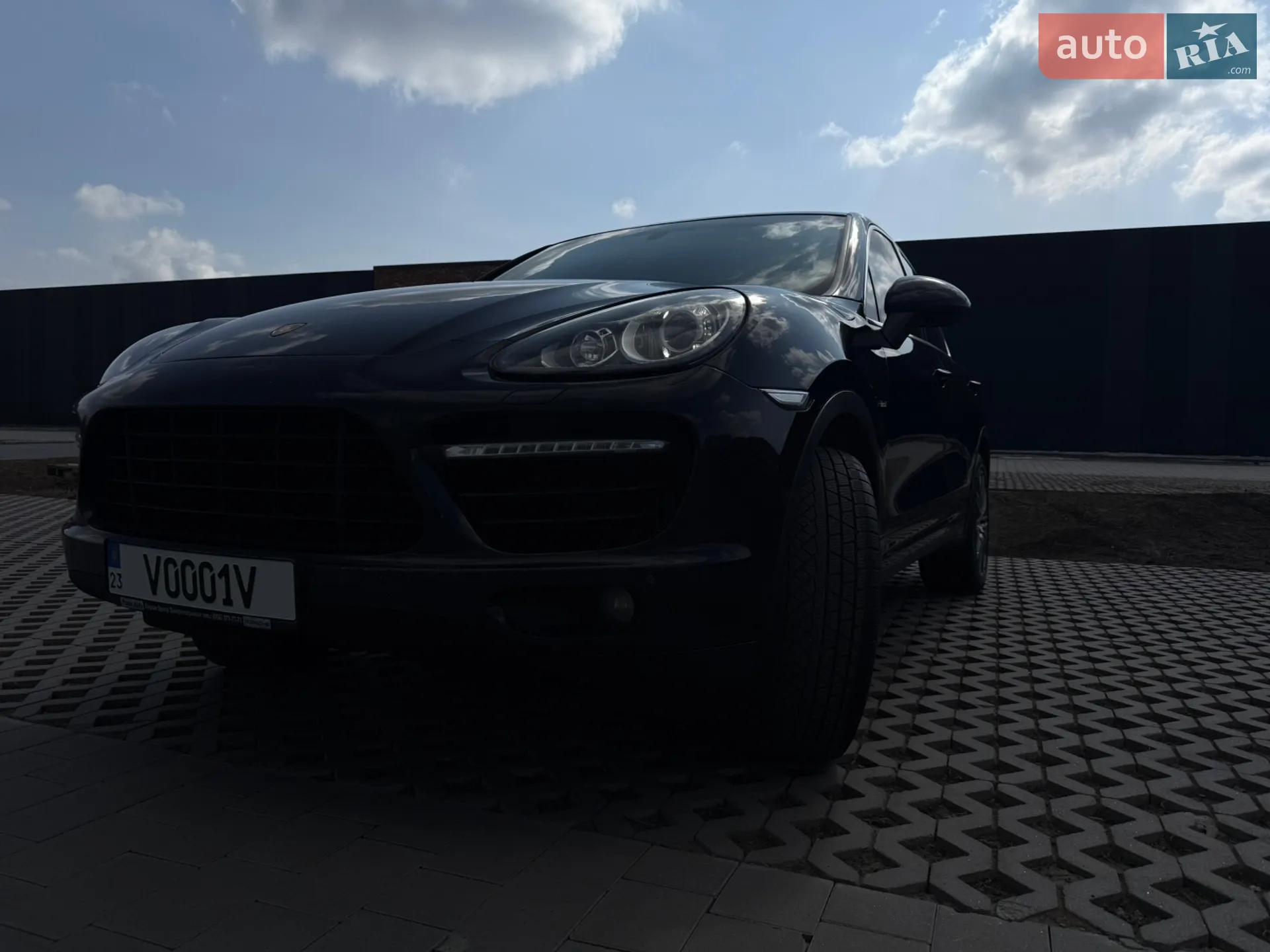 2010 Porsche Cayenne - мініатюра 3