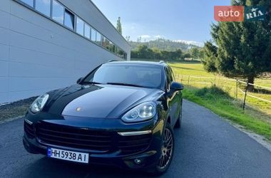 Внедорожник / Кроссовер Porsche Cayenne 2016 в Житомире