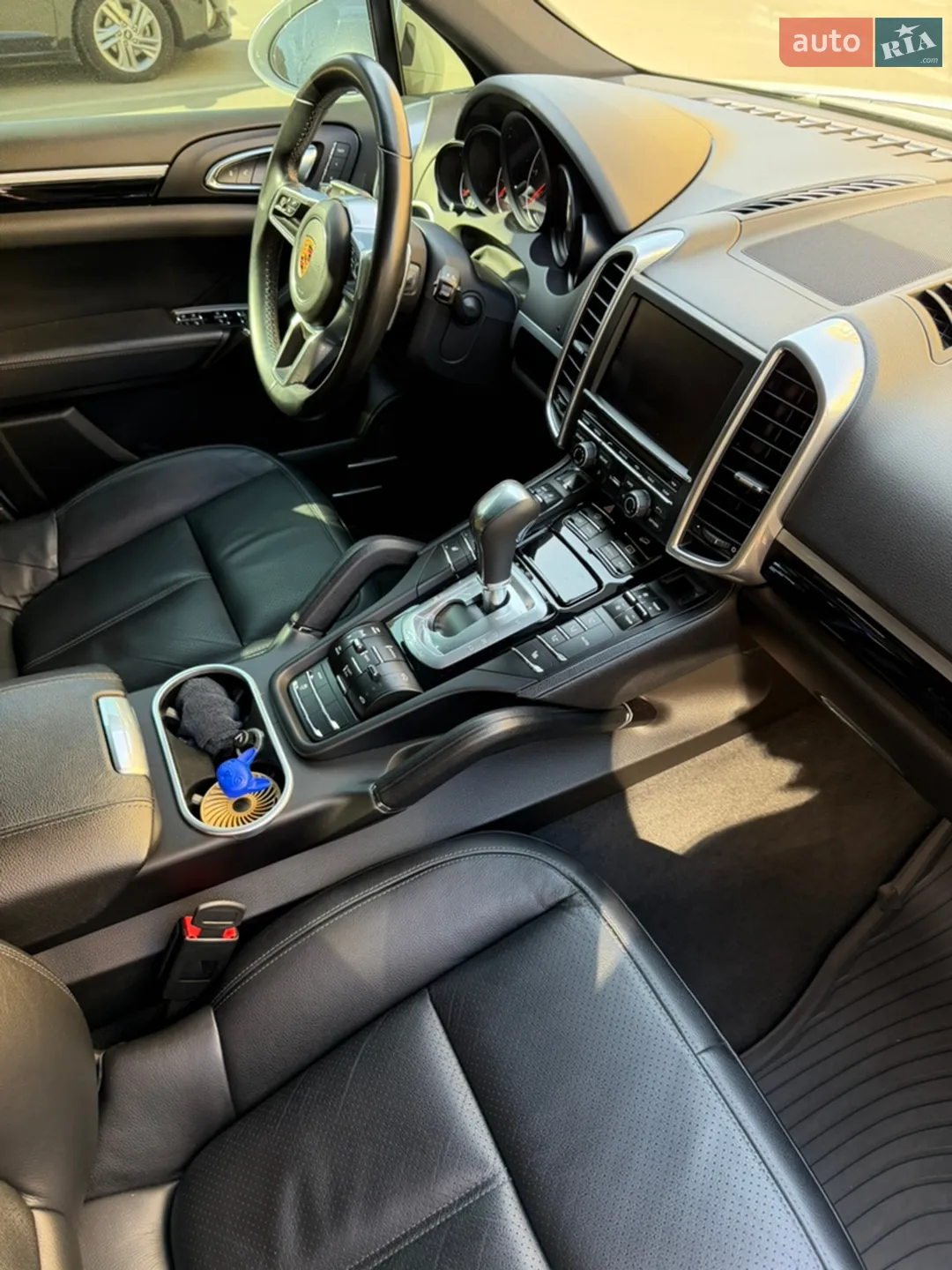 2016 Porsche Cayenne - мініатюра 14