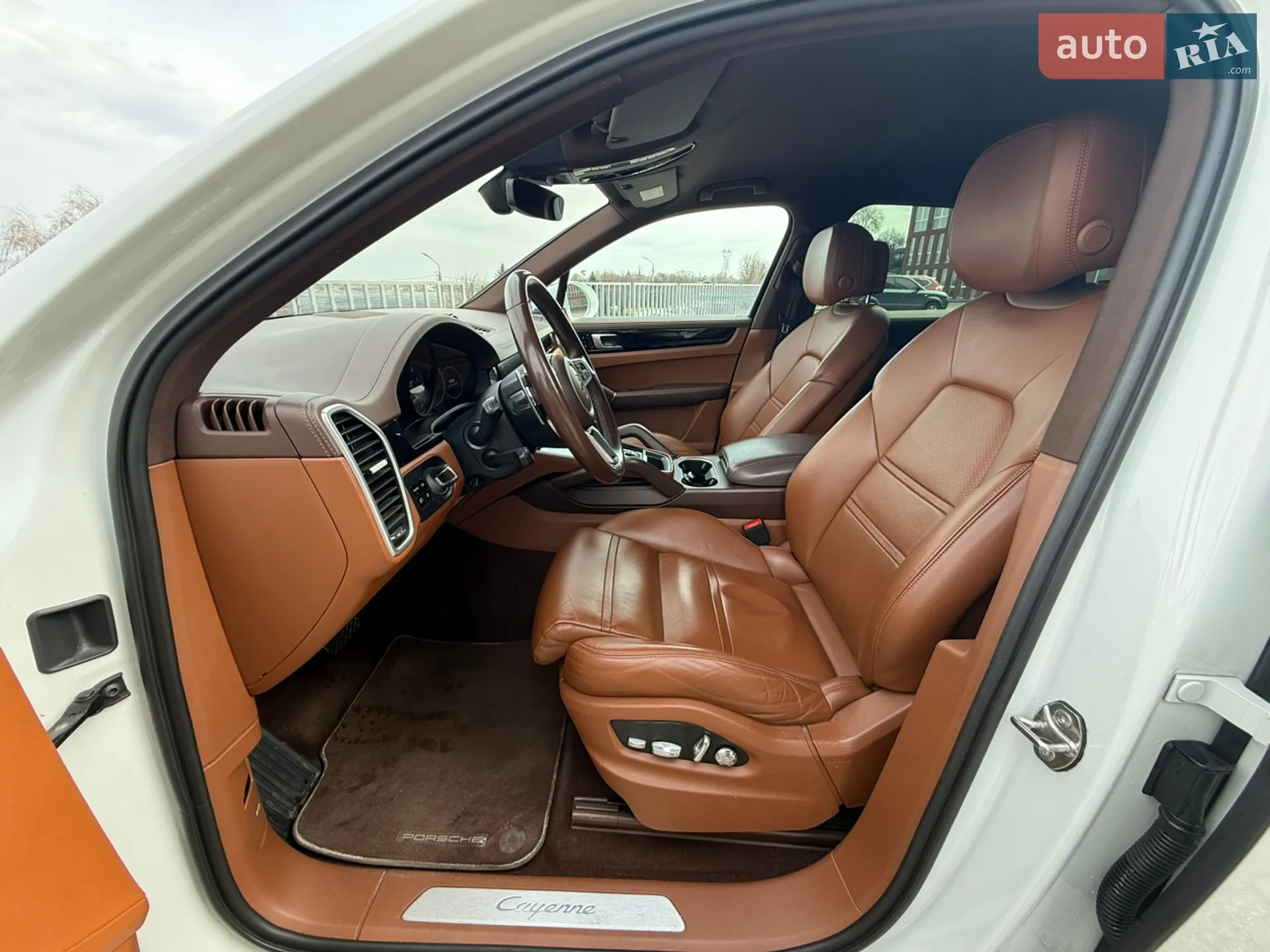 2018 Porsche Cayenne - мініатюра 24