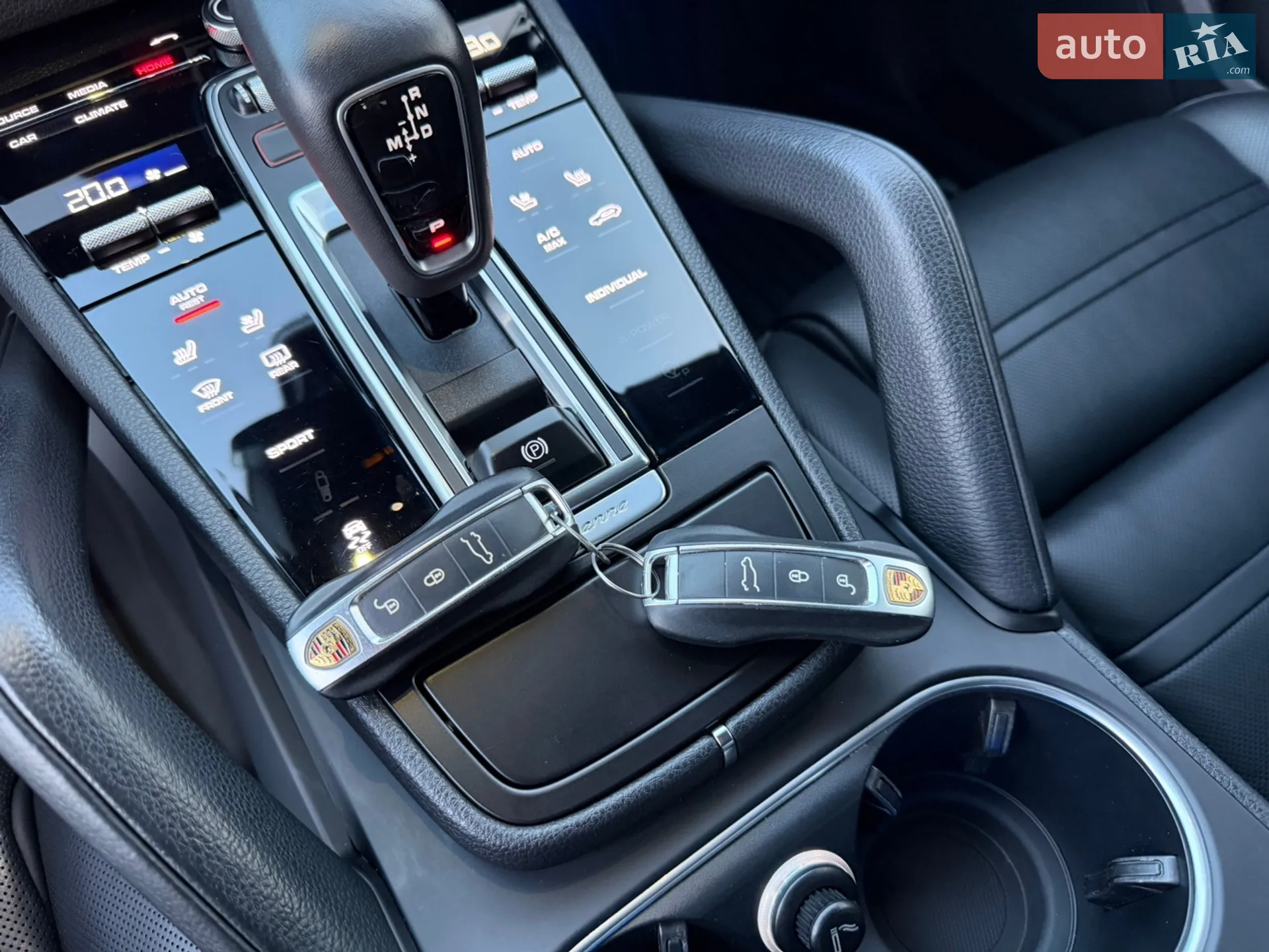 2018 Porsche Cayenne - мініатюра 35