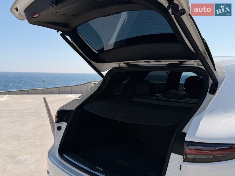 Внедорожник / Кроссовер Porsche Cayenne 2019 в Одессе