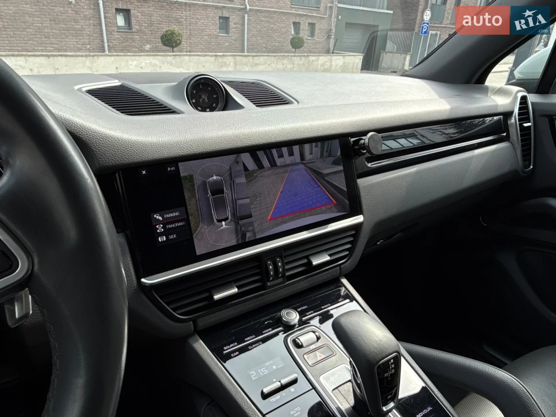 2019 Porsche Cayenne - мініатюра 20