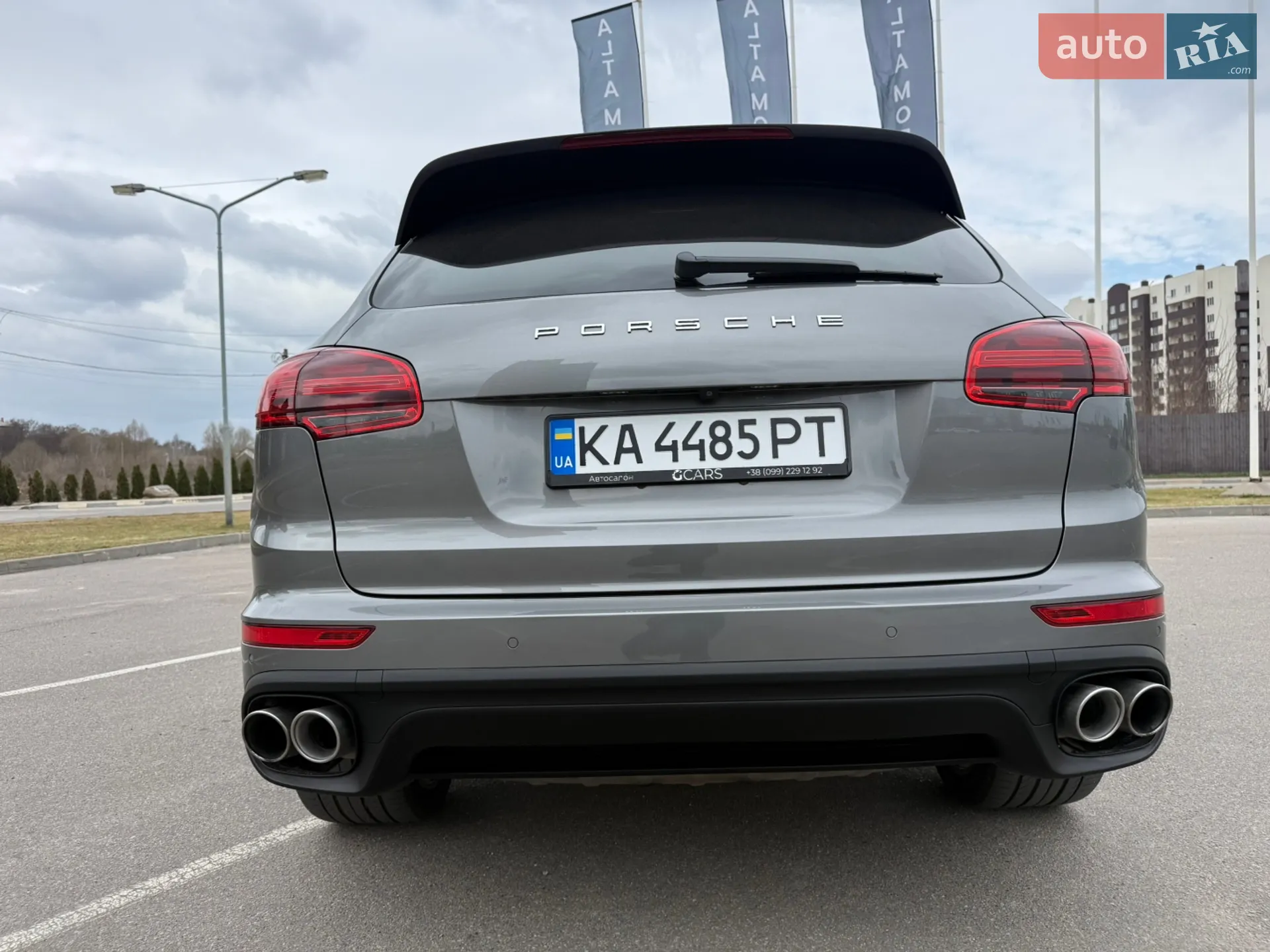 2015 Porsche Cayenne - мініатюра 18