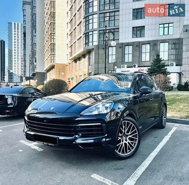 Porsche Cayenne 2021