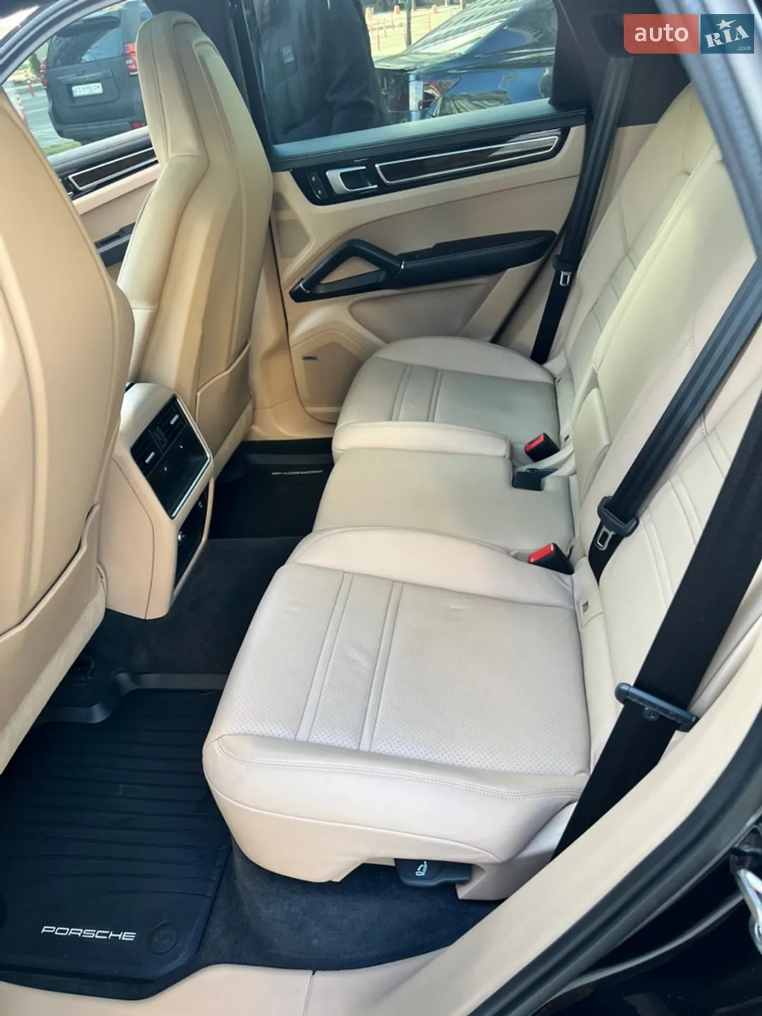 2021 Porsche Cayenne - мініатюра 11