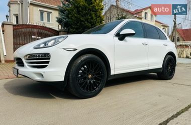 Позашляховик / Кросовер Porsche Cayenne 2013 в Одесі