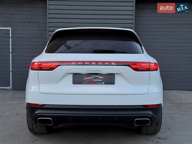 Внедорожник / Кроссовер Porsche Cayenne 2018 в Киеве