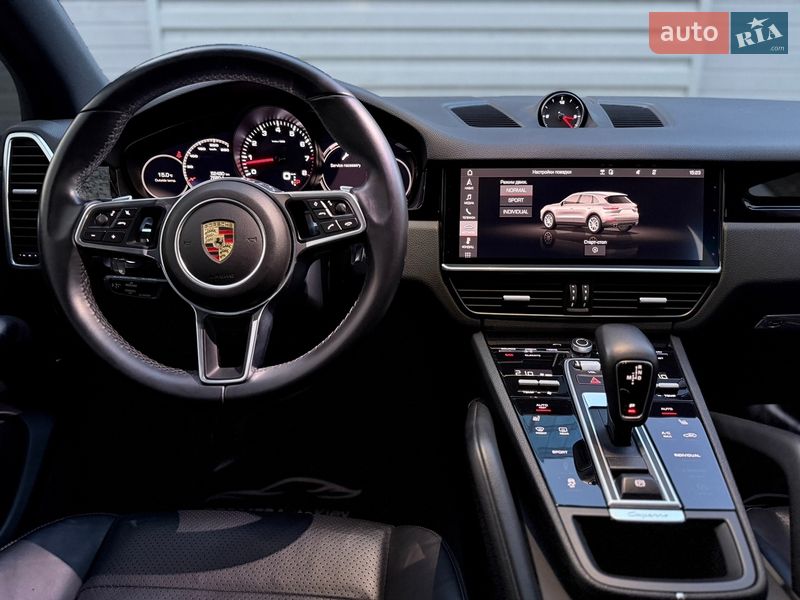 Внедорожник / Кроссовер Porsche Cayenne 2018 в Киеве