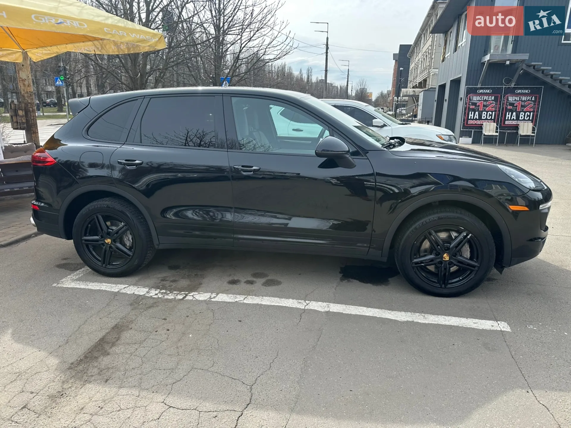 2015 Porsche Cayenne - мініатюра 4