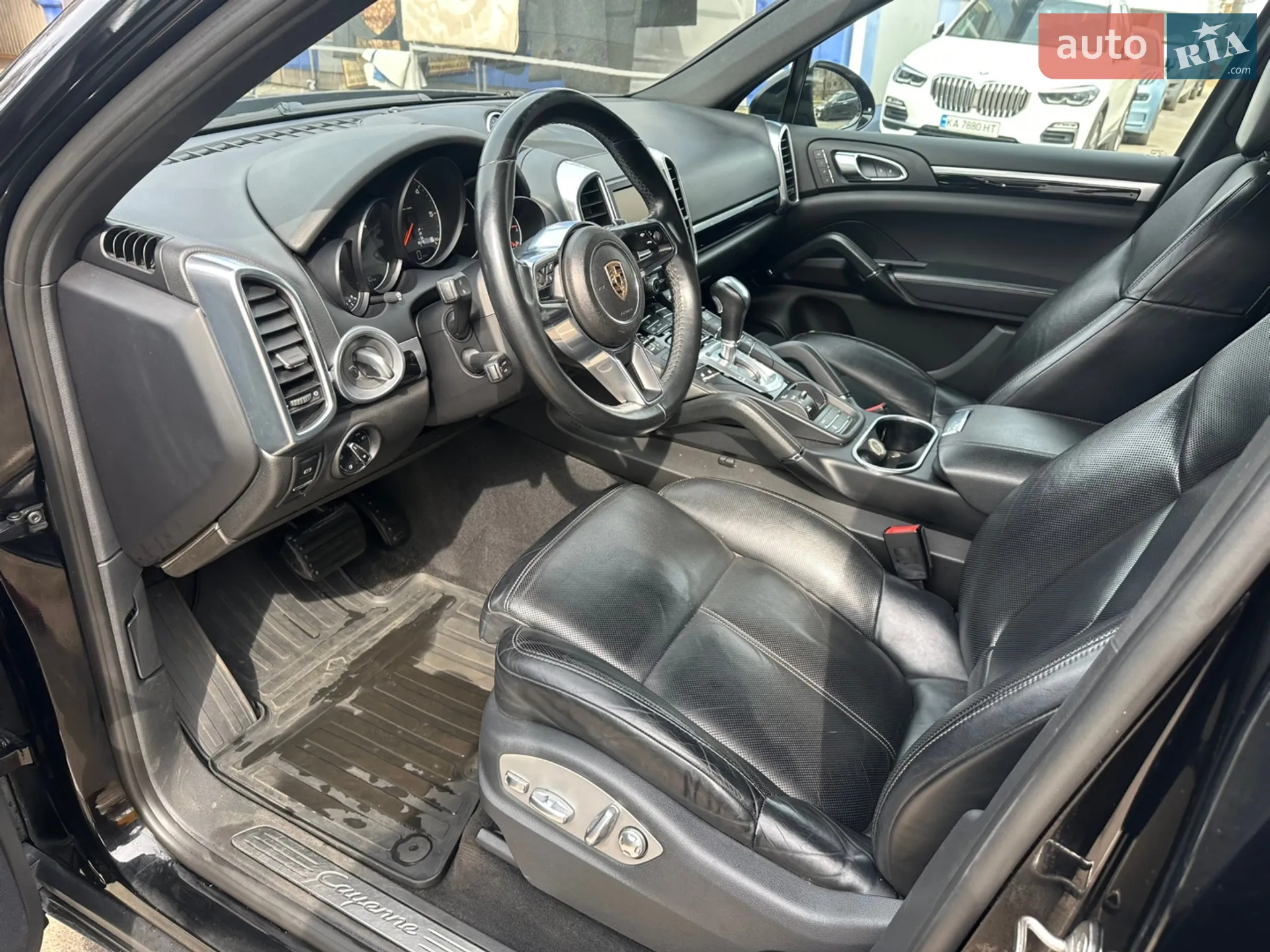 2015 Porsche Cayenne - мініатюра 8