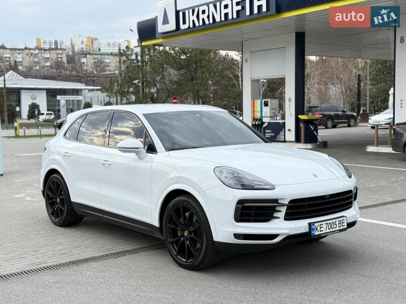 Позашляховик / Кросовер Porsche Cayenne 2019 в Дніпрі
