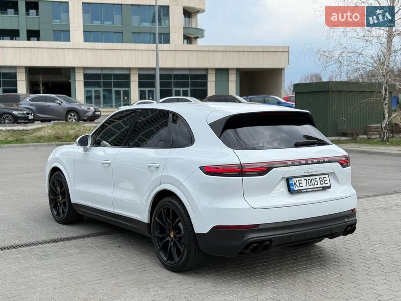 Позашляховик / Кросовер Porsche Cayenne 2019 в Дніпрі