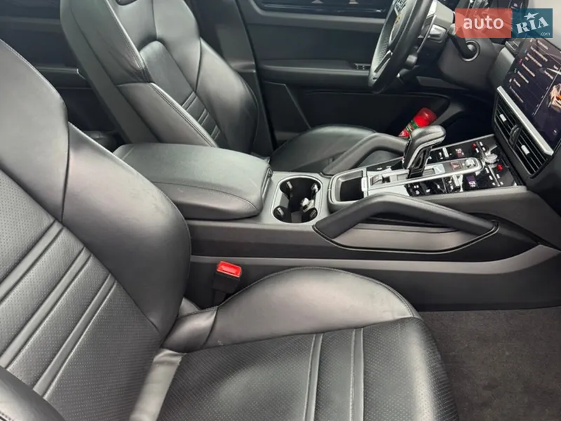 Porsche Cayenne 2021 VIN WP1ZZZ9YZNDA40652 фото оголошення 6 з 47