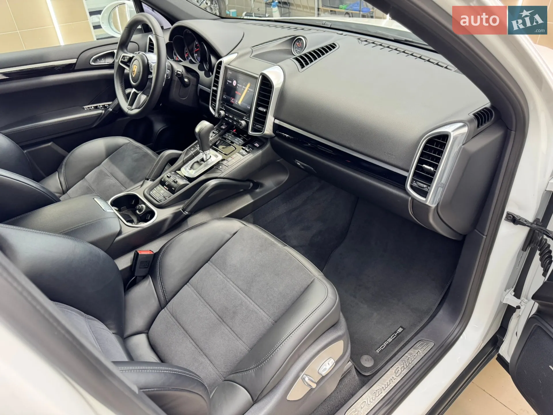 2016 Porsche Cayenne - мініатюра 71
