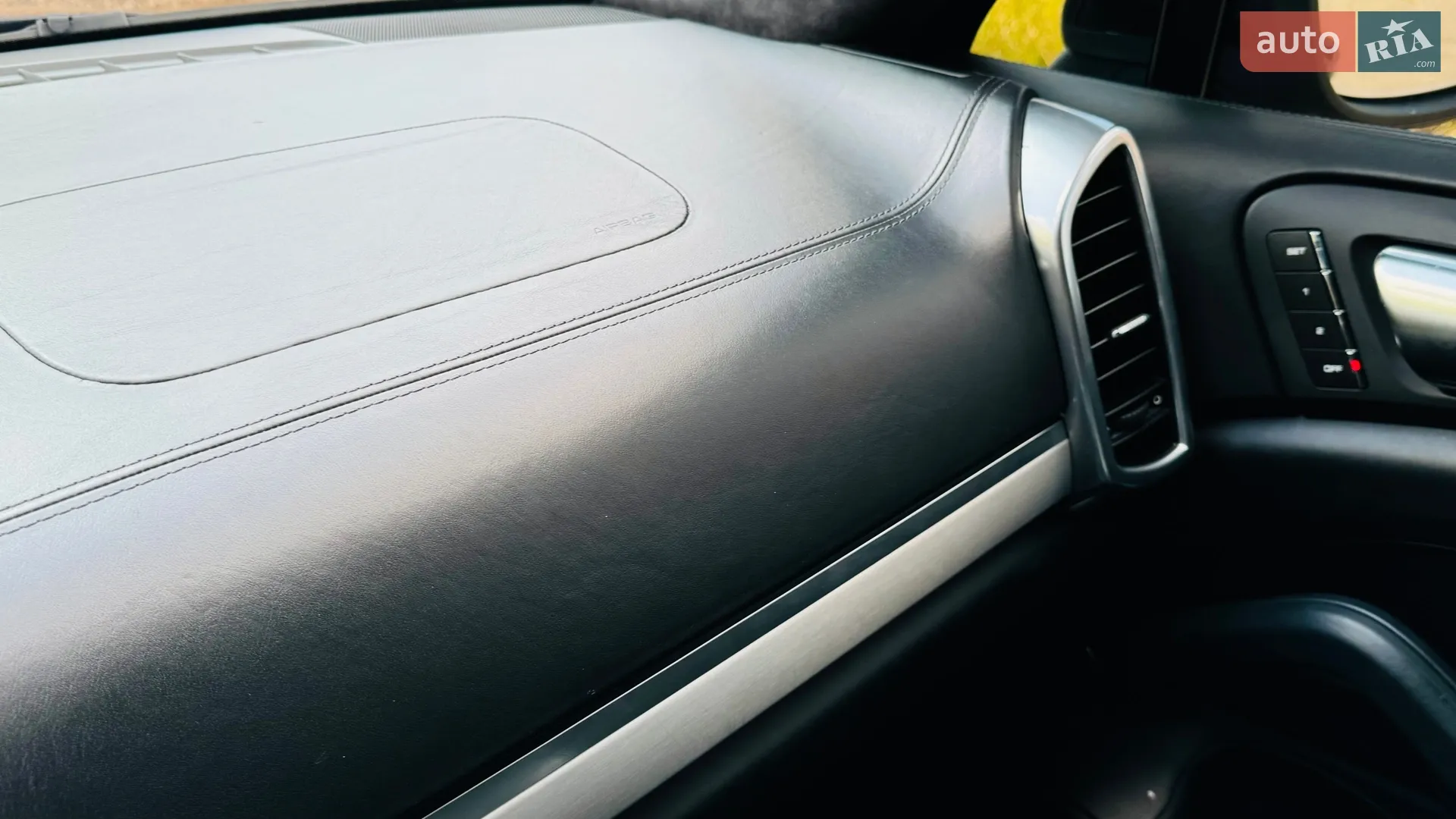 2010 Porsche Cayenne - мініатюра 94