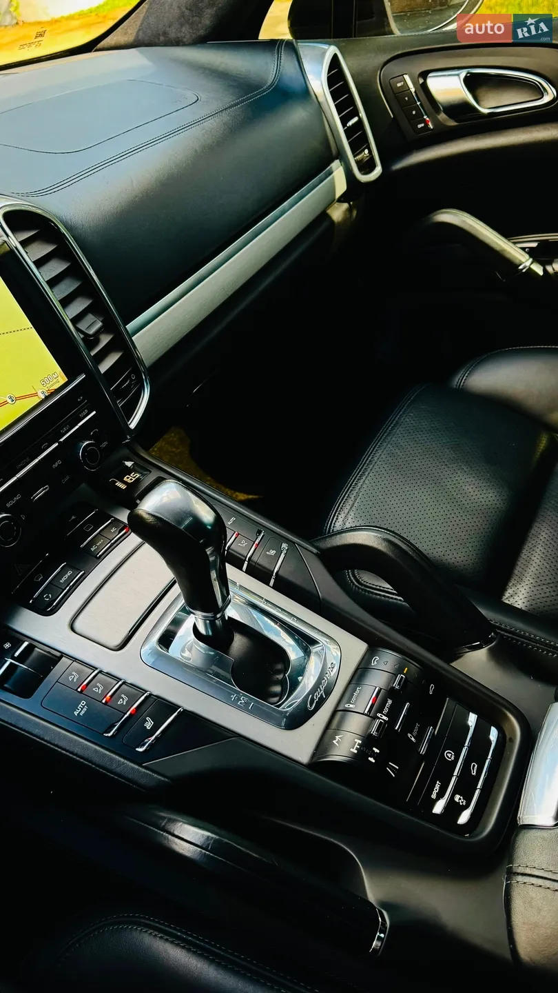 2010 Porsche Cayenne - мініатюра 105