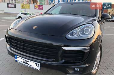 Внедорожник / Кроссовер Porsche Cayenne 2015 в Одессе