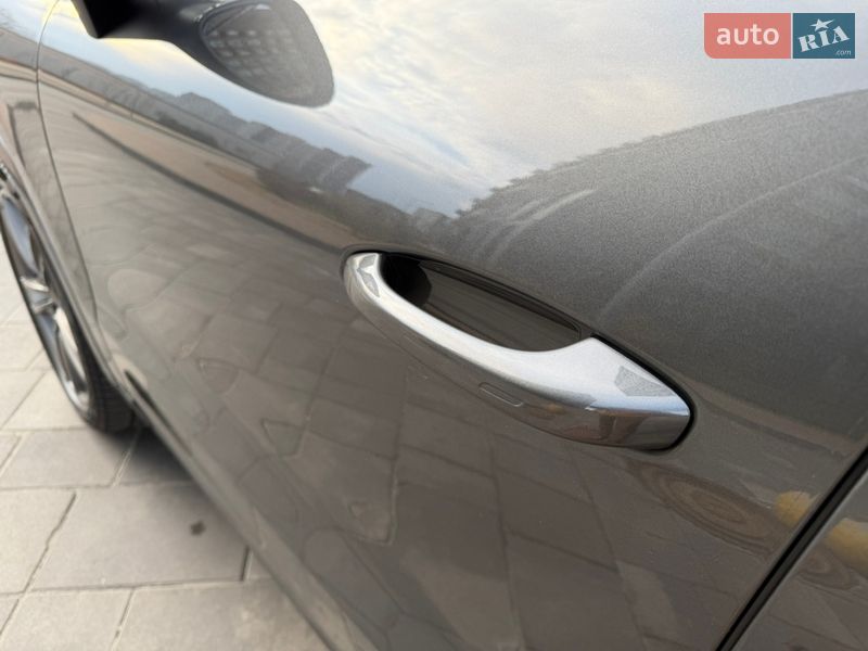 Позашляховик / Кросовер Porsche Cayenne 2020 в Києві